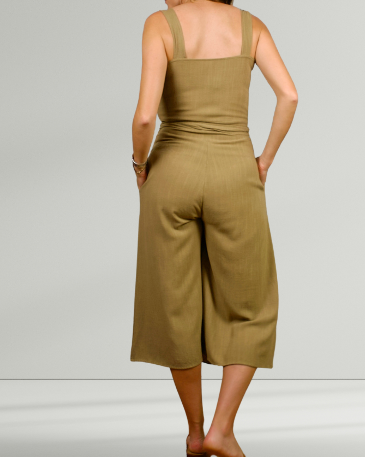 Pre-Order / Linen Blend Modern Gibson Reformed Dress - Mushroom