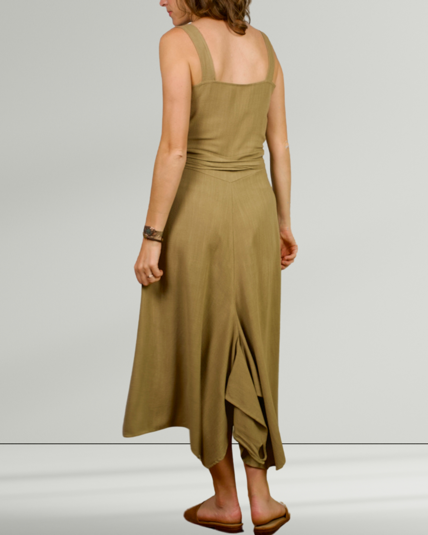 Pre-Order / Linen Blend Modern Gibson Reformed Dress - Mushroom