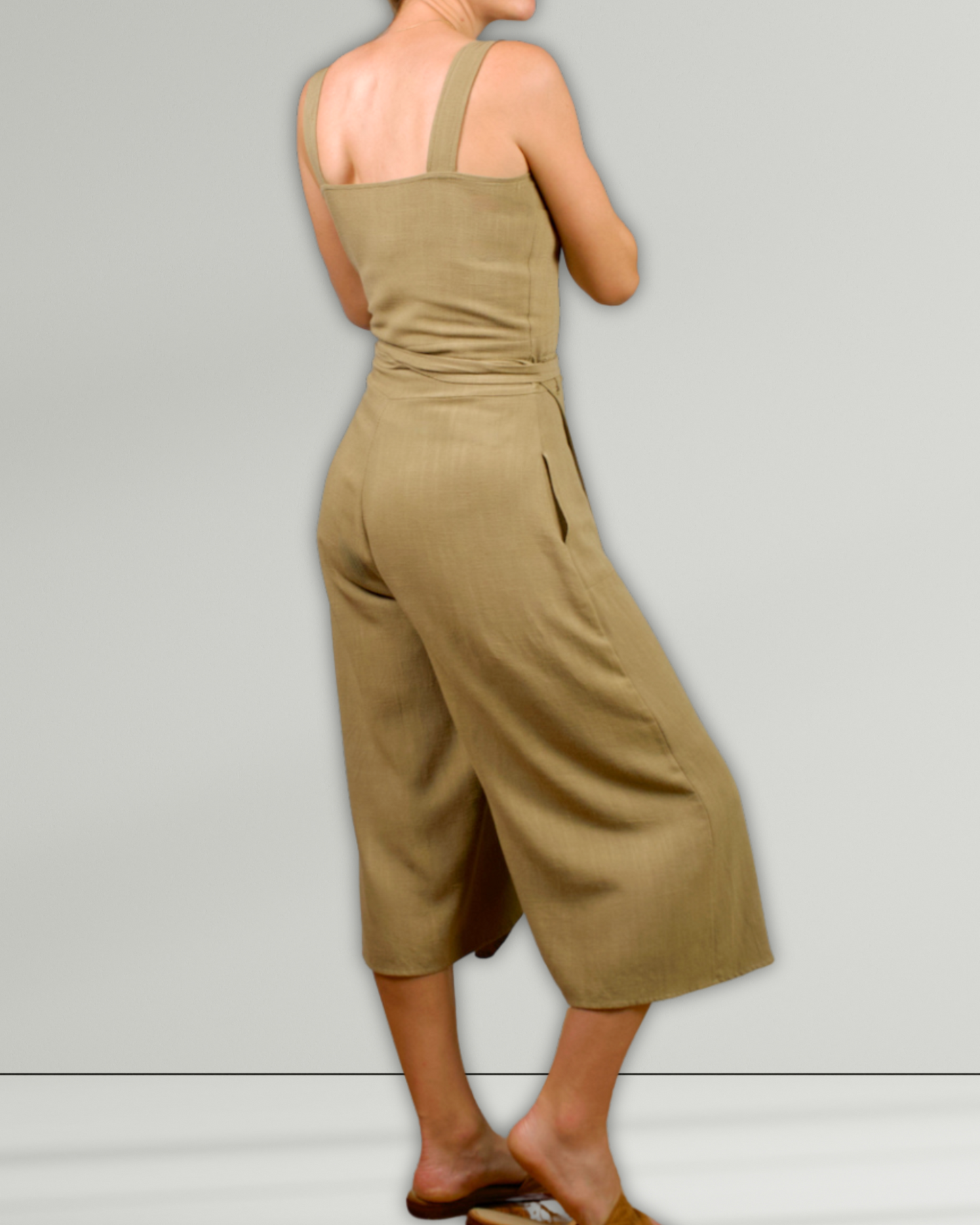 Pre-Order / Linen Blend Modern Gibson Reformed Dress - Mushroom