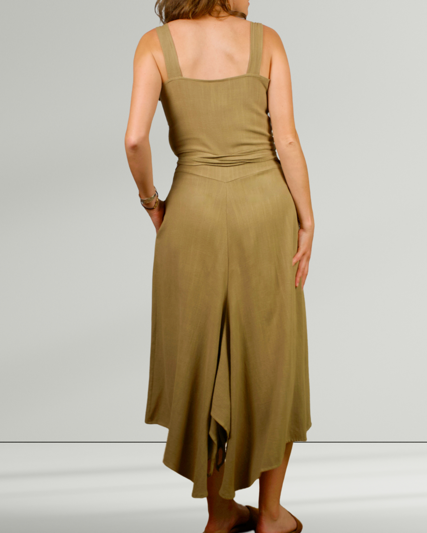 Pre-Order / Linen Blend Modern Gibson Reformed Dress - Mushroom